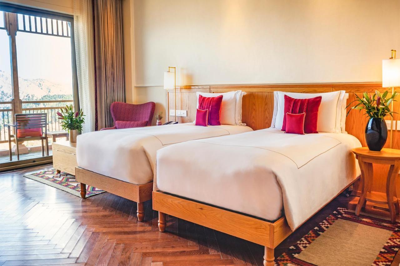 Taj Theog Resort & Spa شيملا المظهر الخارجي الصورة