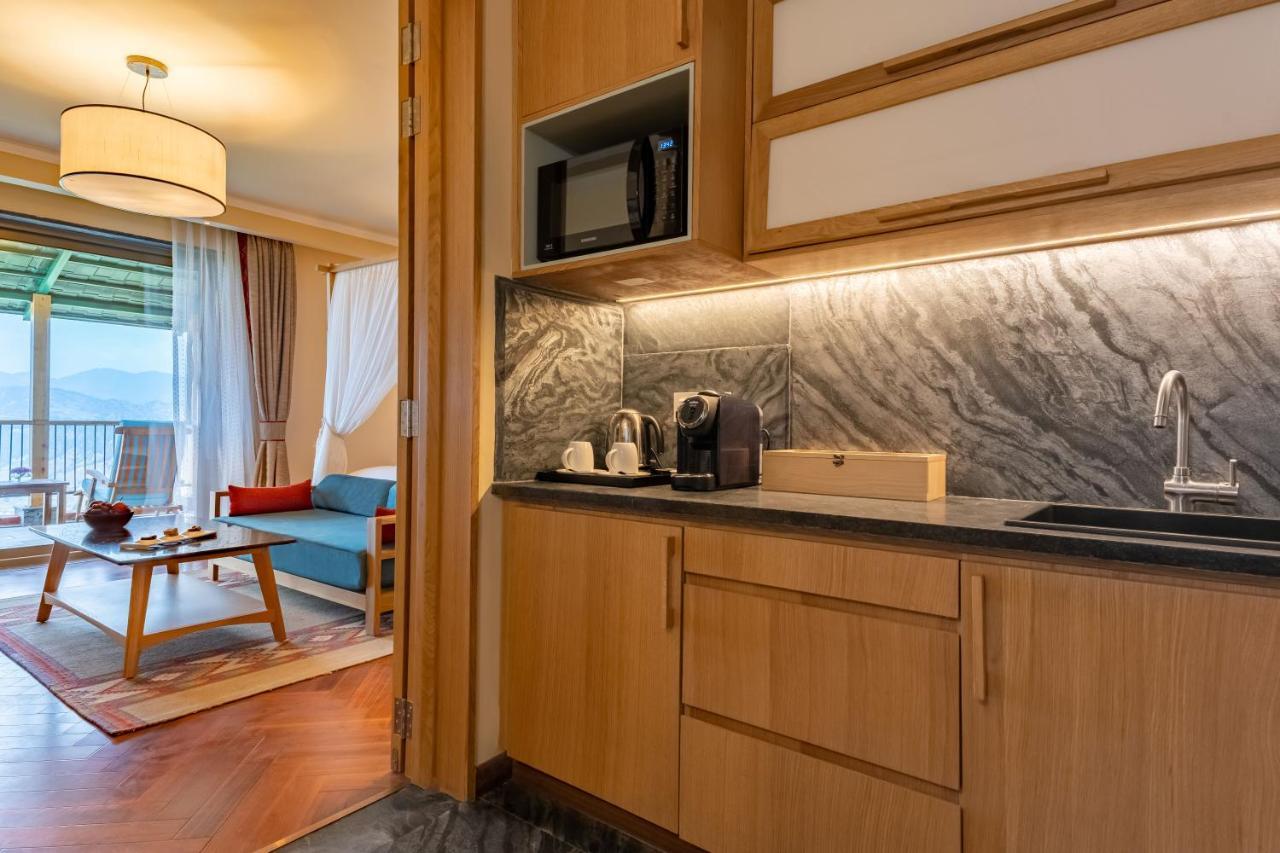 Taj Theog Resort & Spa شيملا المظهر الخارجي الصورة