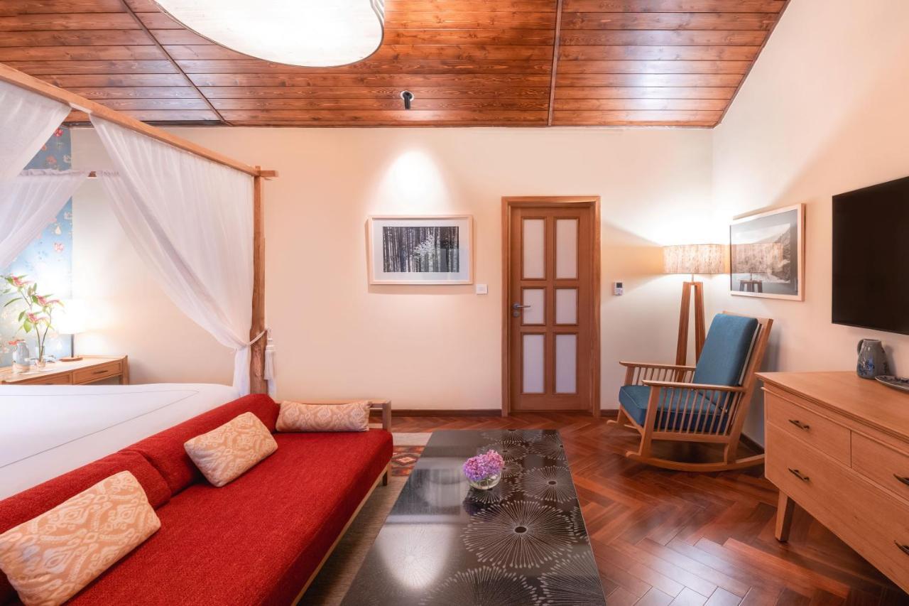 Taj Theog Resort & Spa شيملا المظهر الخارجي الصورة