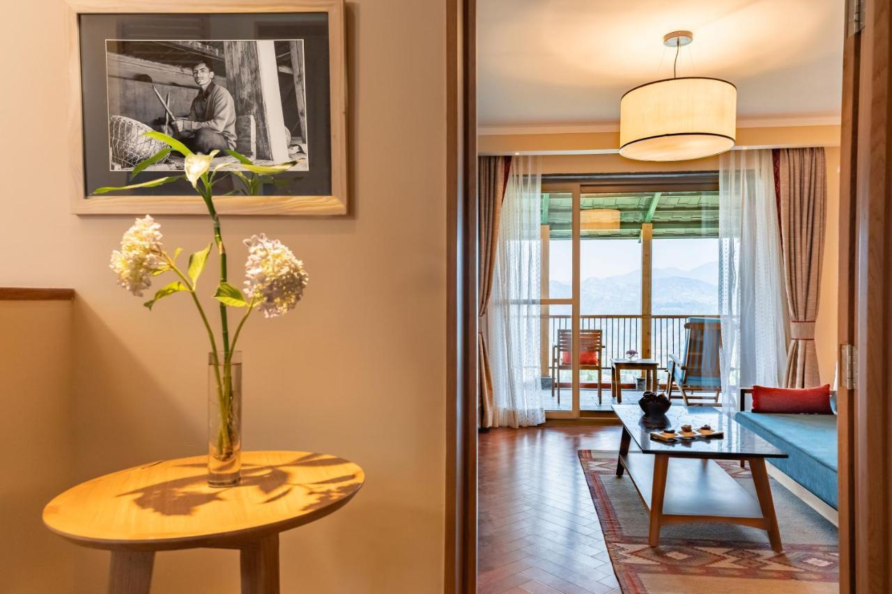 Taj Theog Resort & Spa شيملا المظهر الخارجي الصورة
