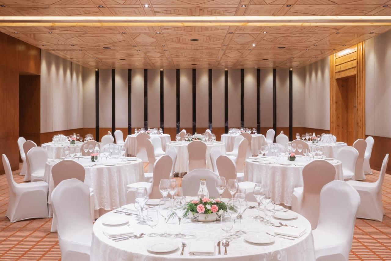 Taj Theog Resort & Spa شيملا المظهر الخارجي الصورة